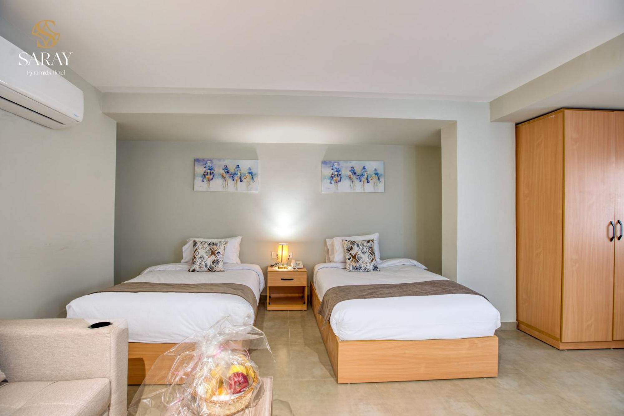 Saray Pyramids & Museum View Hotel Kafret el-Gabal Rum bild